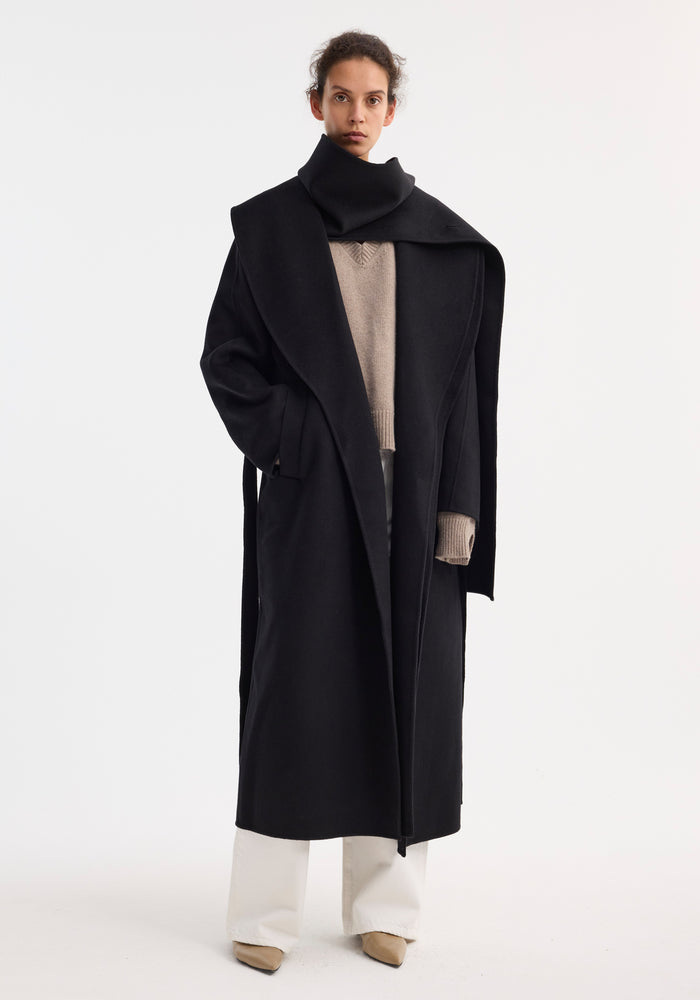 Signature double-faced scarf coat with belt | black