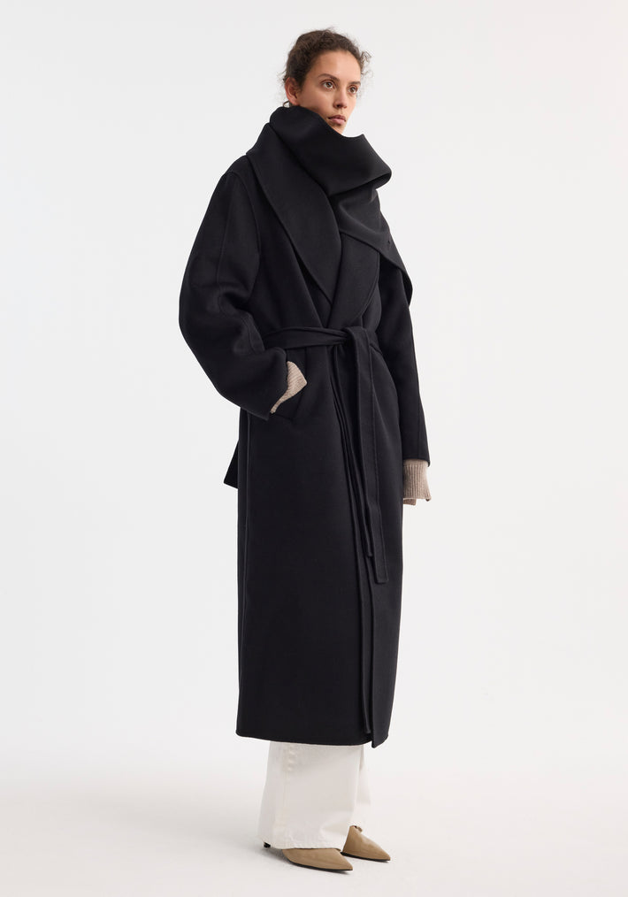 Signature double-faced scarf coat with belt | black