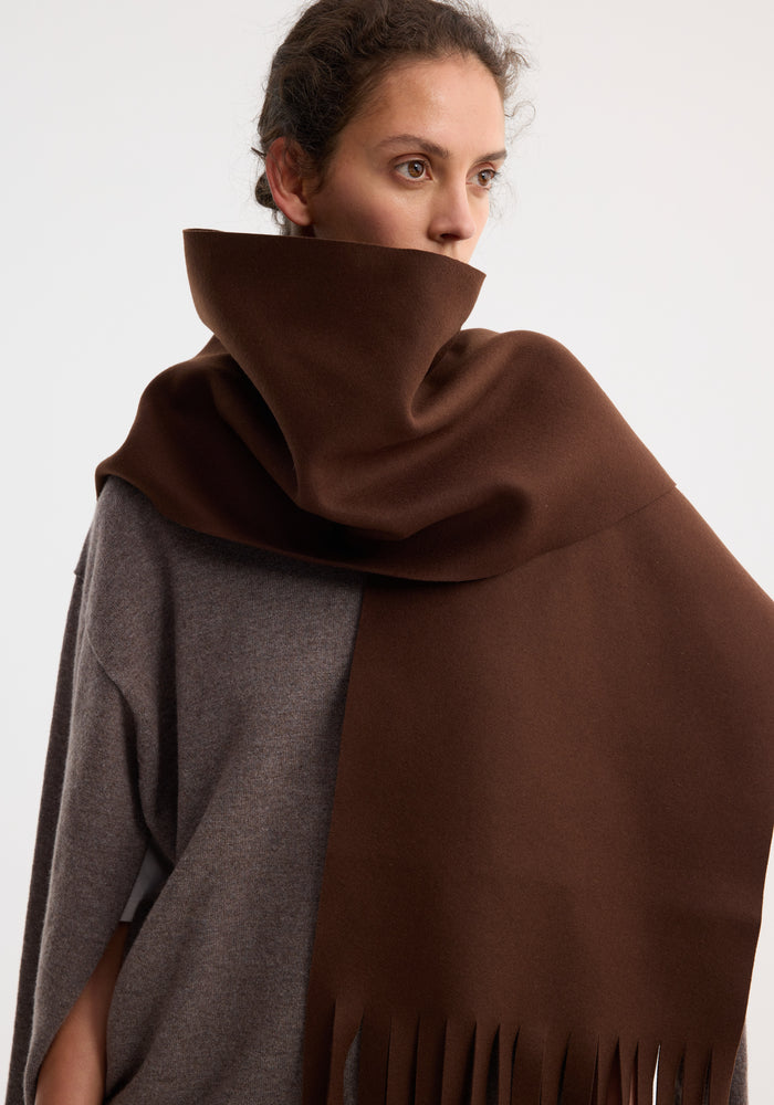 Wool scarf | pure chocolate