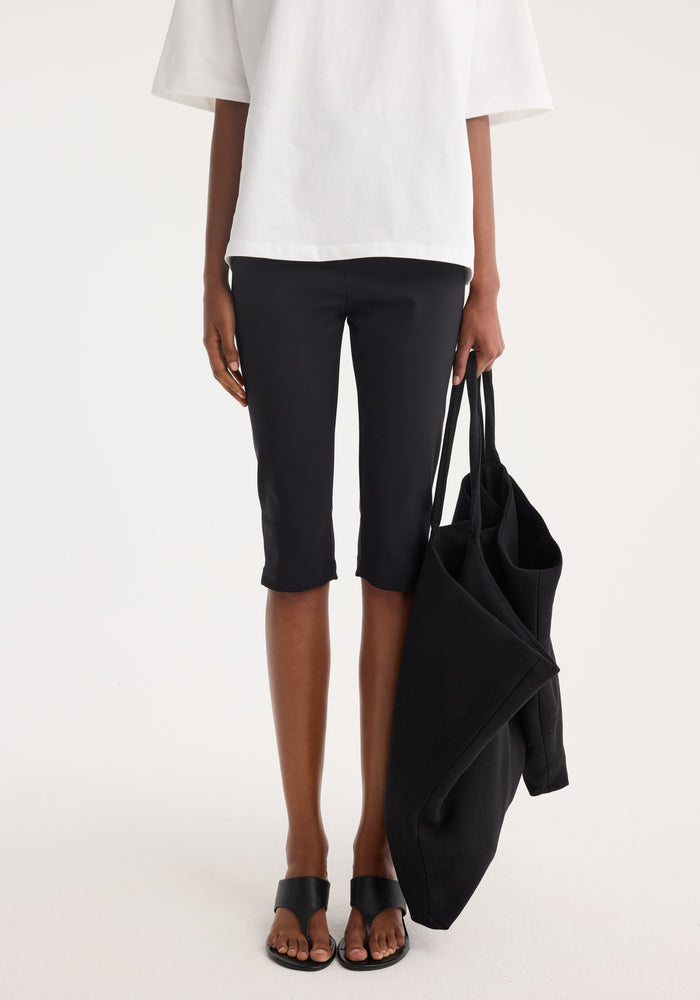 Scuba capri | black