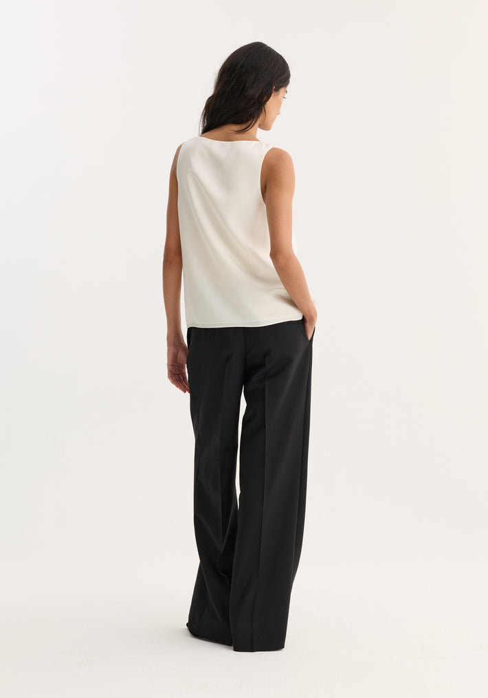 Scoop-neck silk top | cream