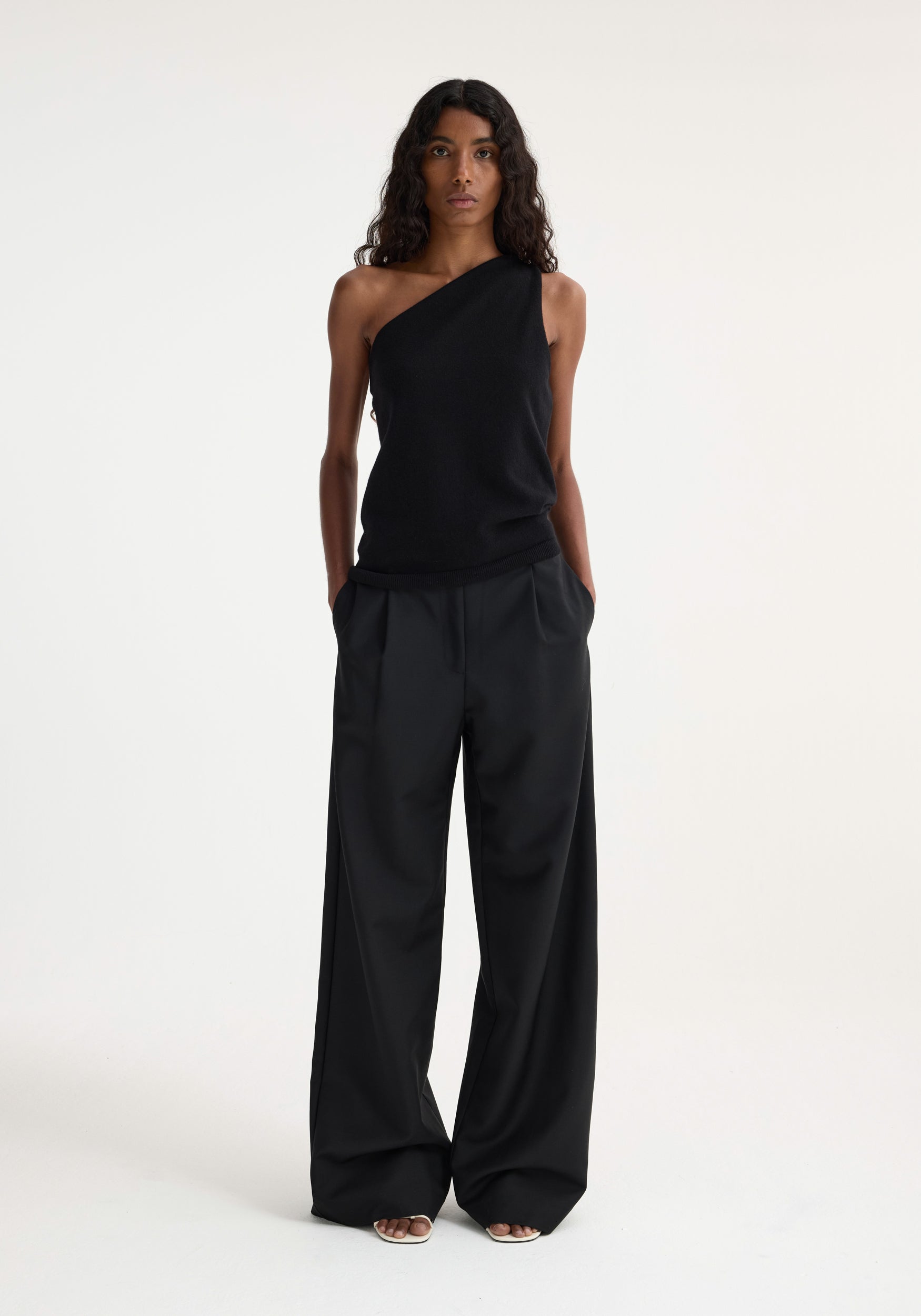 新品　リテン　Liten Sheer Sculpture Tops ブラック liten Sheer Sculpture Topsシアートップス ブラック - メルカリ
