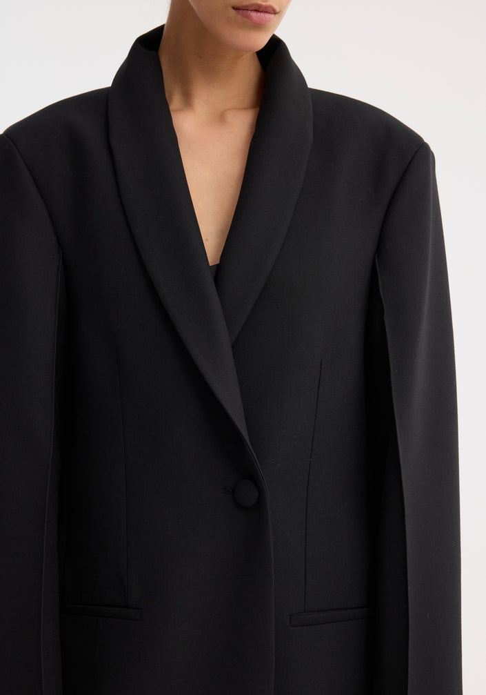 Signature opera coat | black