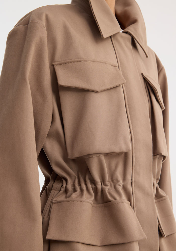 Field jacket with waist adjuster | clay