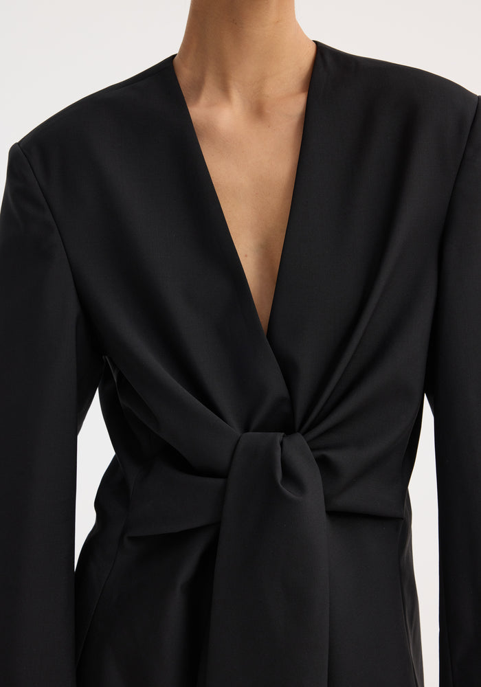 Sleeve-cinched blazer-top | black