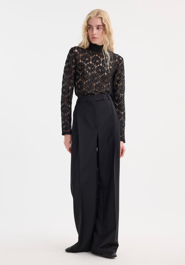Lace turtleneck top | black