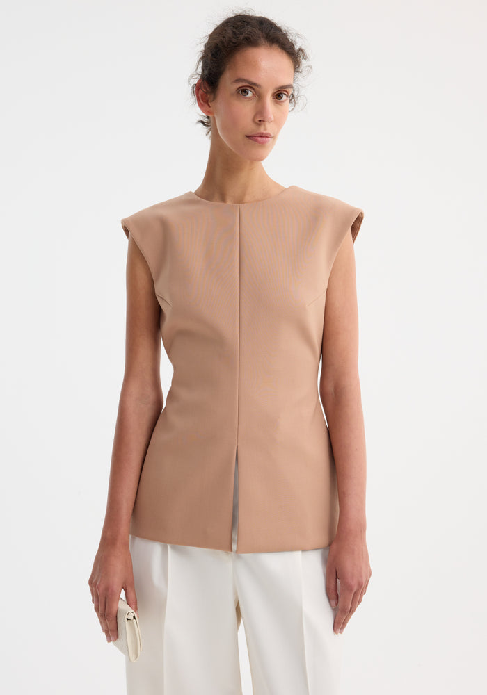 Curved open back top | powder