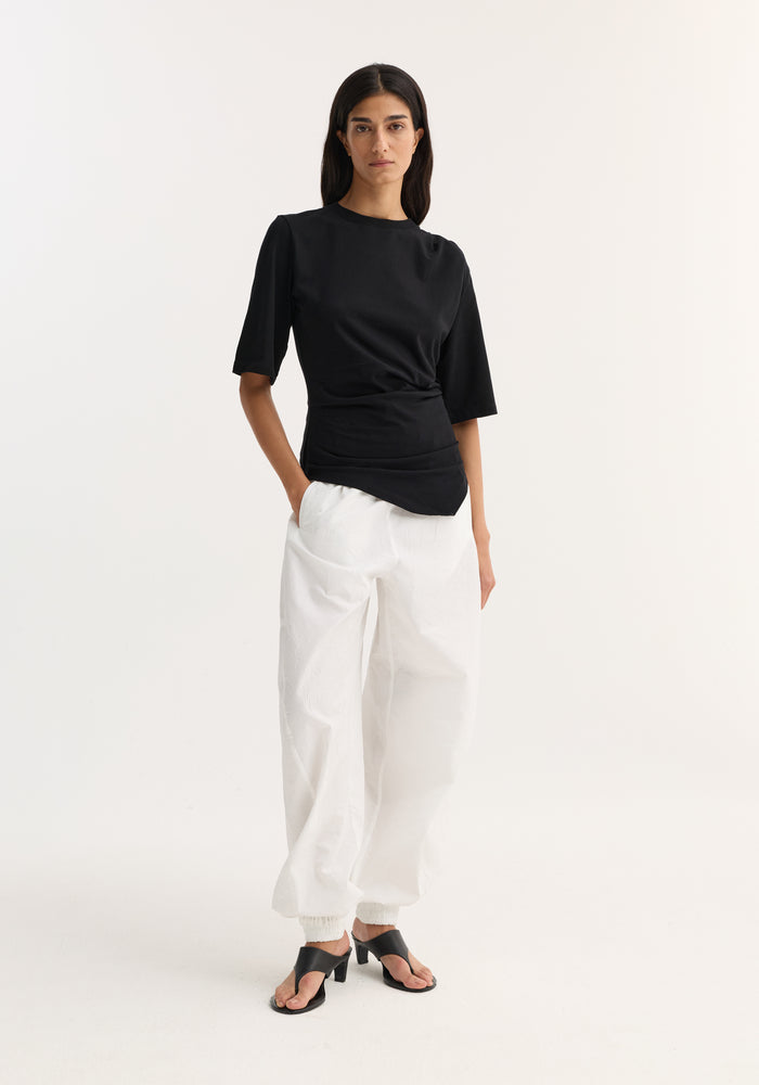 Reinvented twisted t-shirt | black