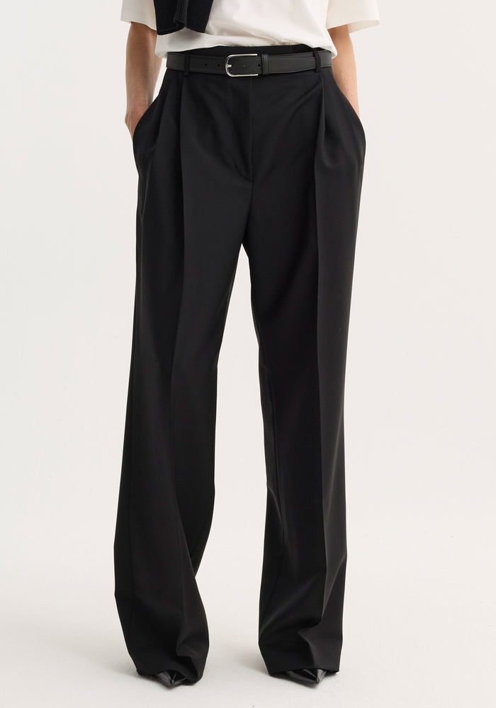 Mid-waist tailored trousers | black