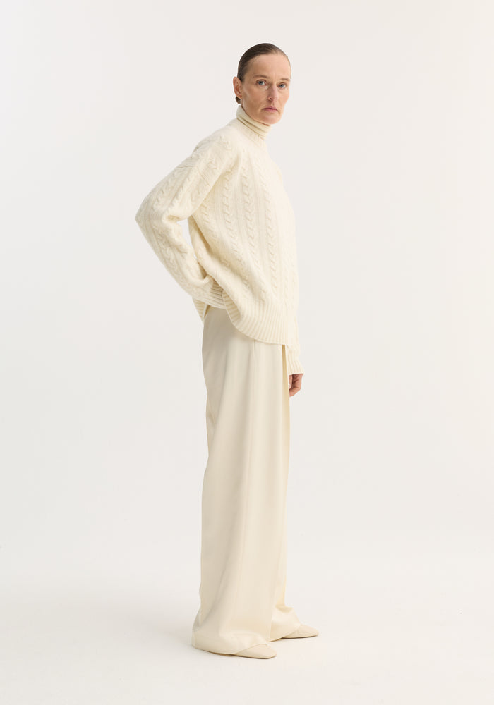 Relaxed drawstring satin trousers | cream