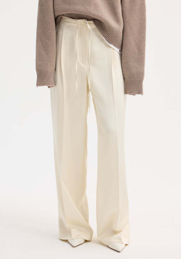 Relaxed drawstring satin trousers | cream