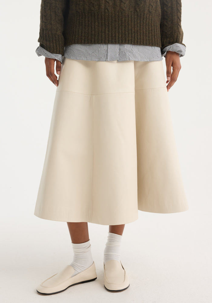 A-line leather skirt | chalk