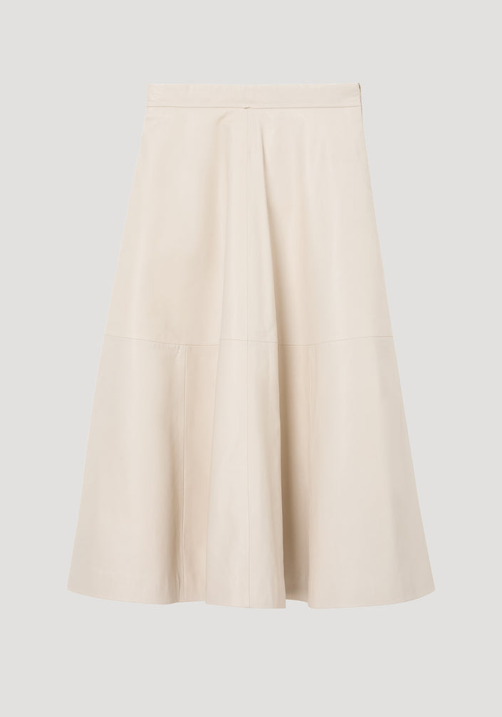 A-line leather skirt | chalk