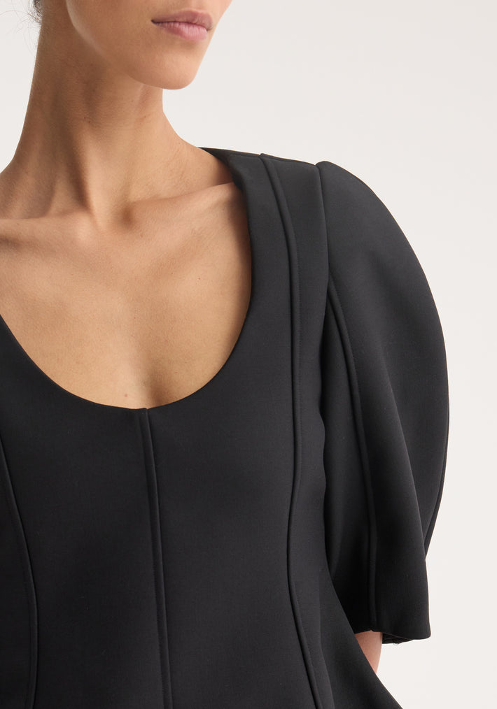 Sculptural top | black