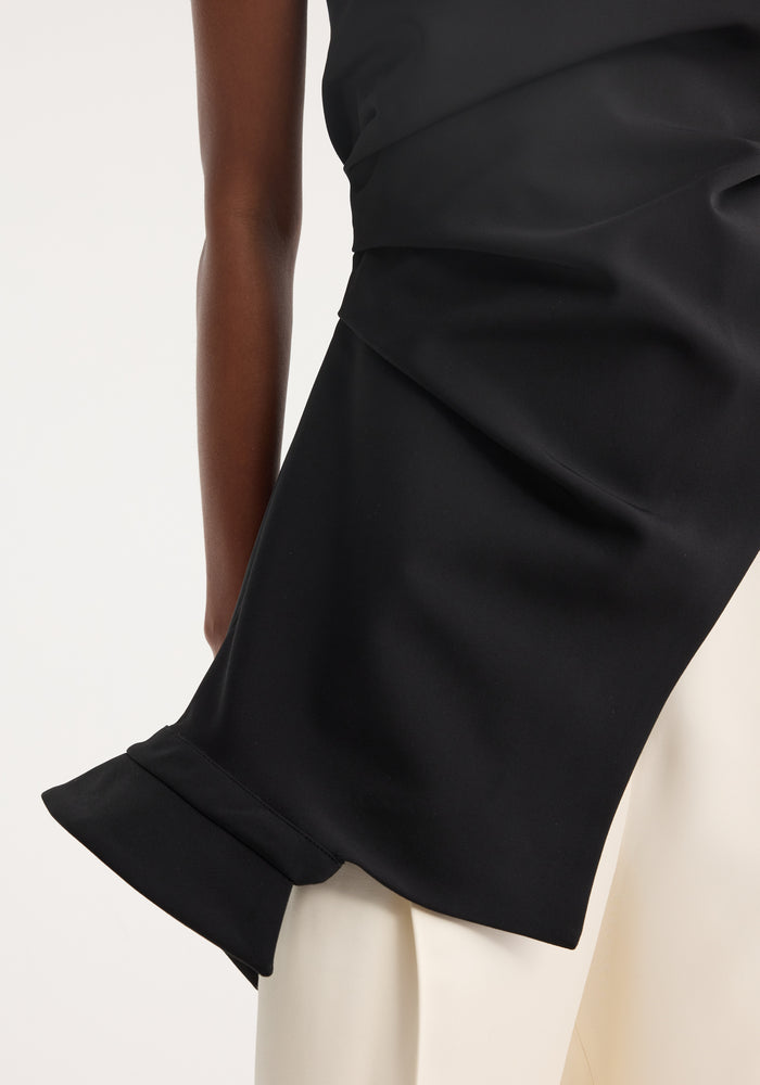 Reimagined one shoulder top | black
