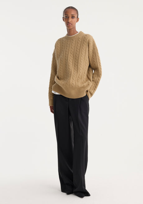 Cable knit jumper | camel
