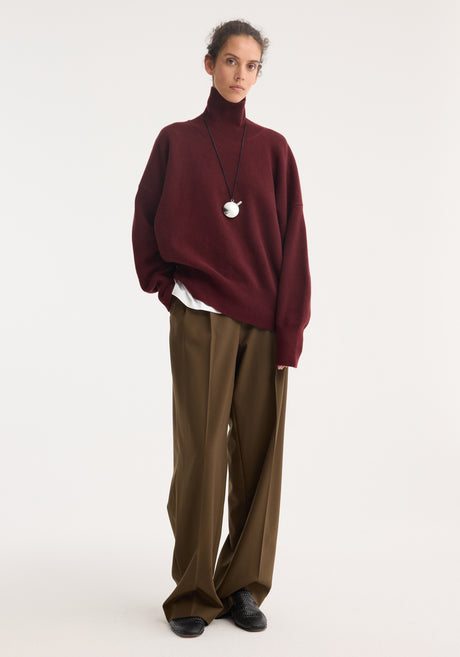Classic turtleneck jumper | burgundy