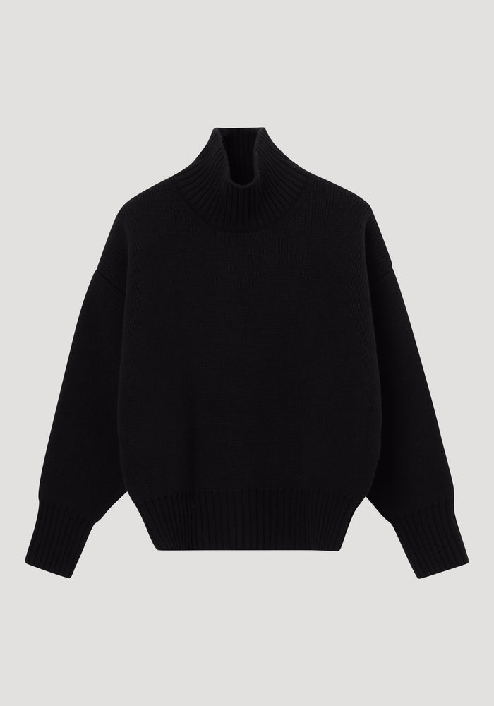 Sculptural compact turtleneck | black