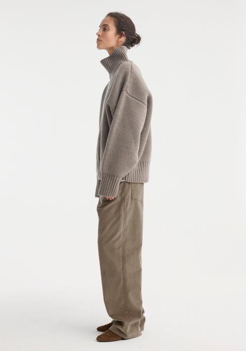 Sculptural compact turtleneck | clay melange