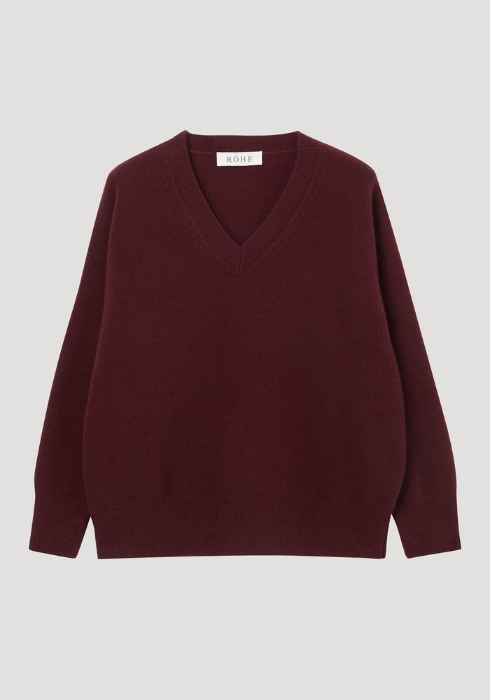 V-neck knitted jumper | burgundy