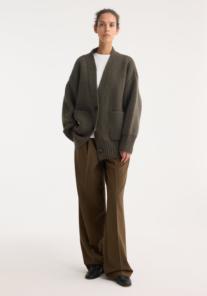 Sculptural compact cardigan | forest melange