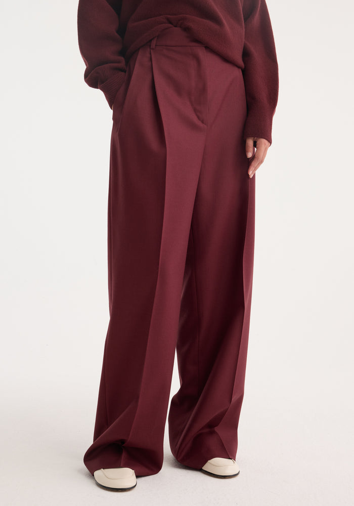 Mid-waist tailored trousers | burgundy