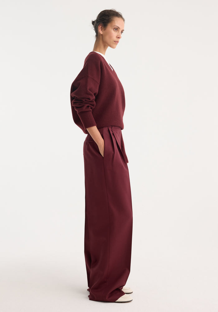Mid-waist tailored trousers | burgundy