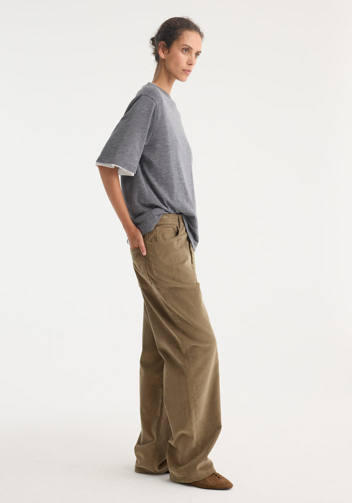 Relaxed corduroy trousers | dark sage