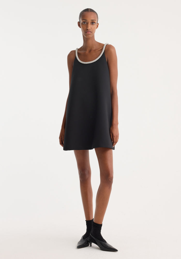 A-line appliqué dress | black