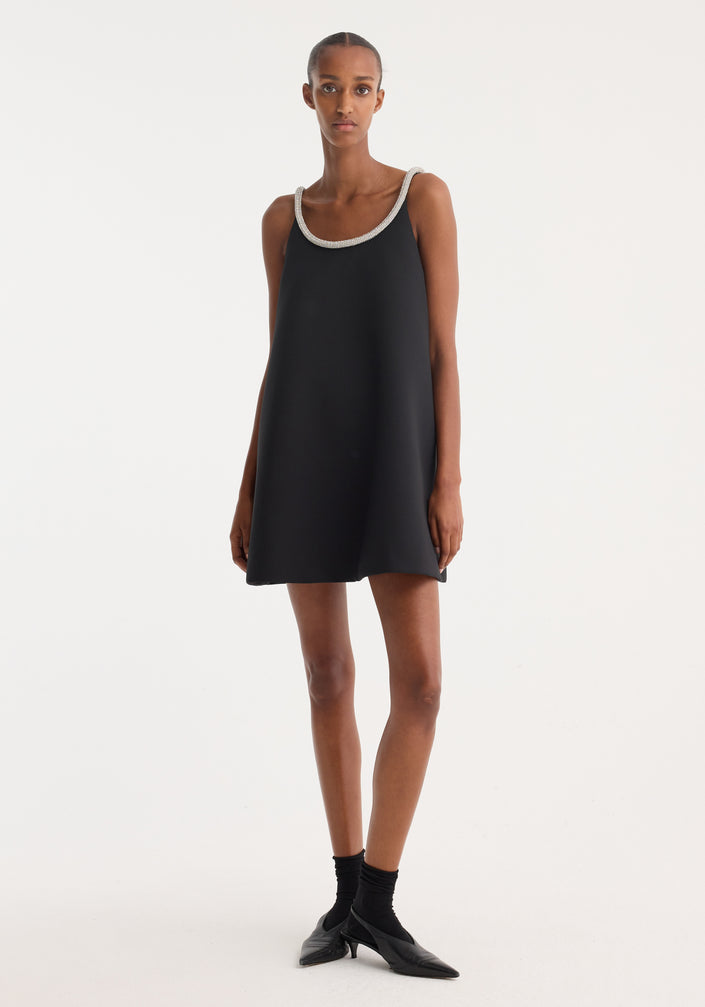 A-line appliqué dress | black