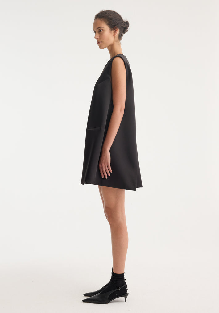 Sculptural cape dress | black
