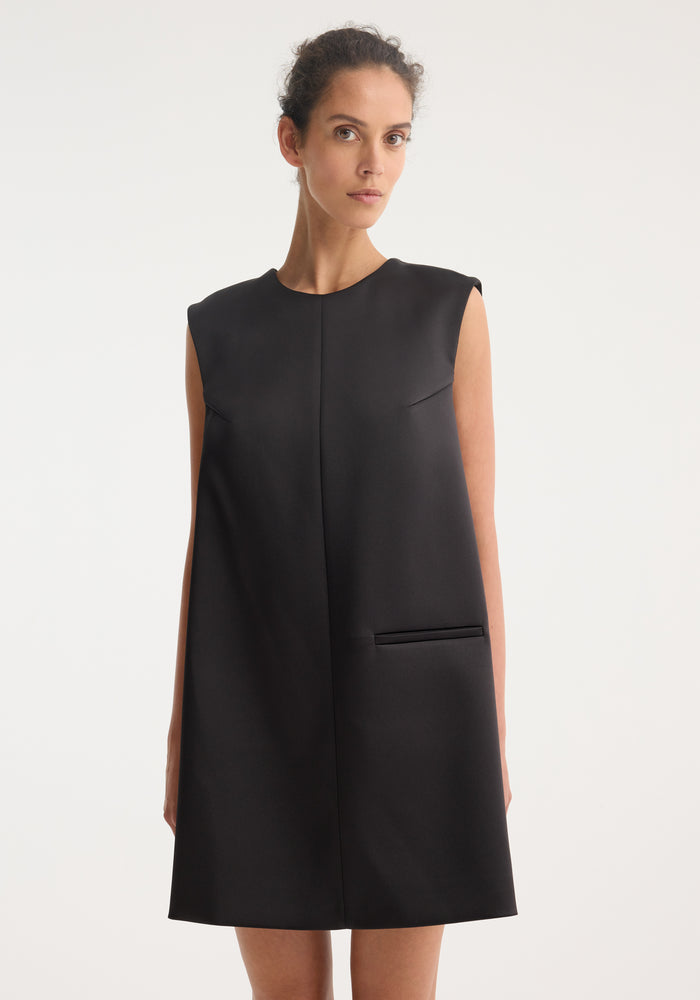 Sculptural cape dress | black