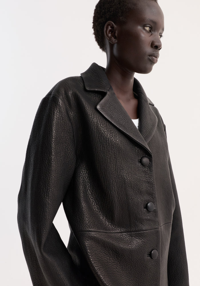 Leather jacket with small lapel | black