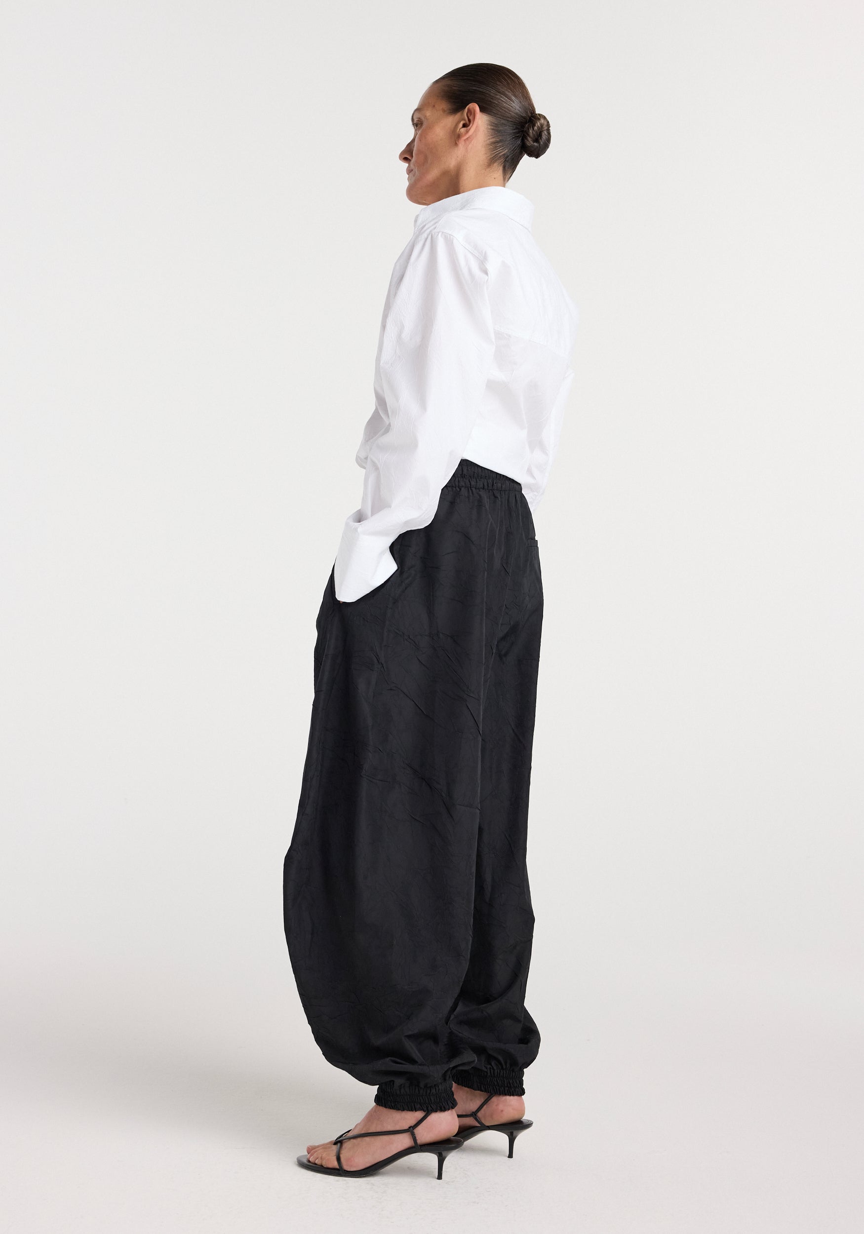 Balloon track pants– Róhe