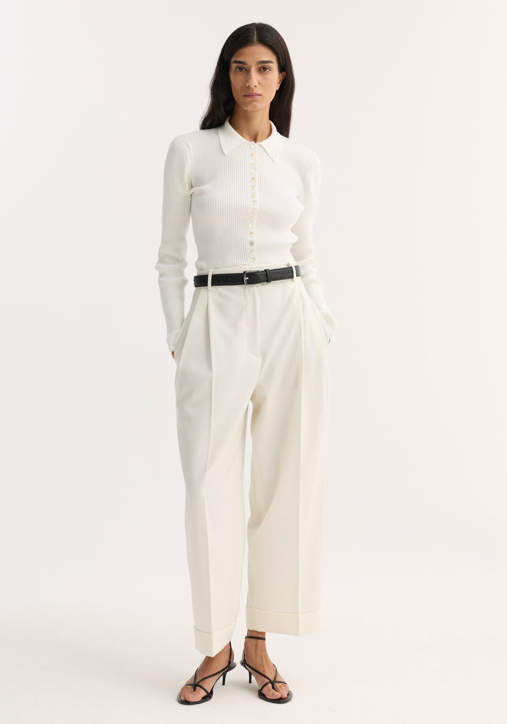 High-waist turn-up trousers | off white