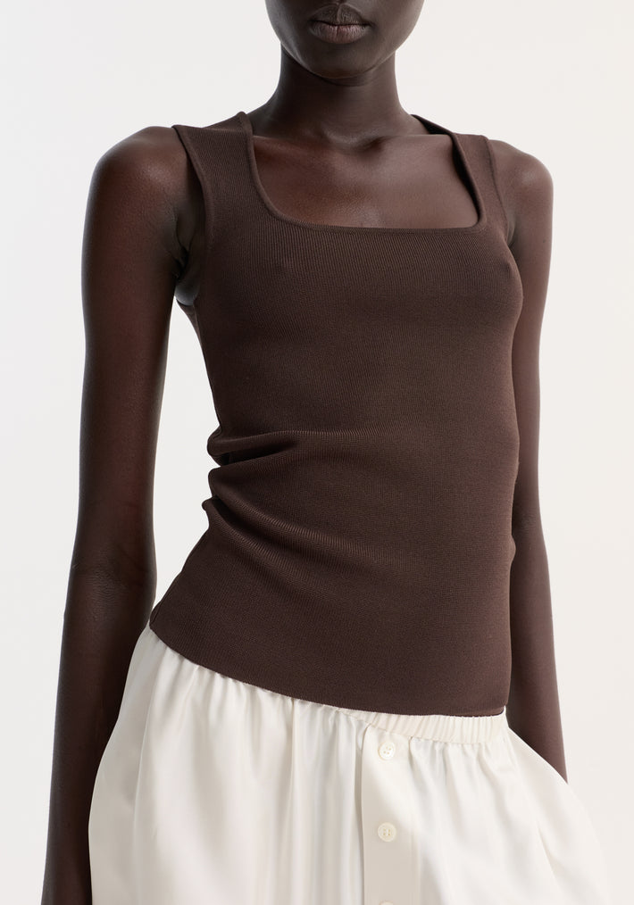 Bustier shaped knitted top | dark chocolate