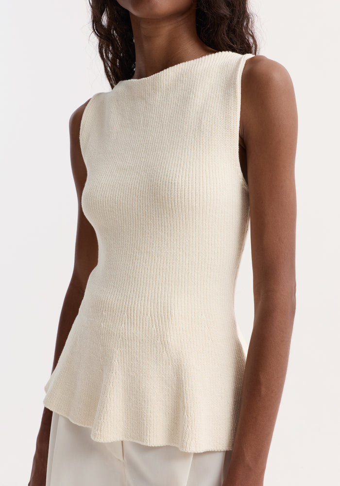 Sculptural knitted top | cream