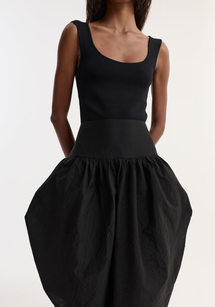 Sculptural volume skirt | black