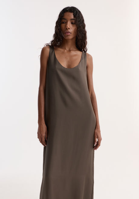 Silk scoop-neck dress | earth