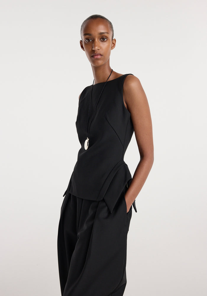 Deconstructed collar top | black
