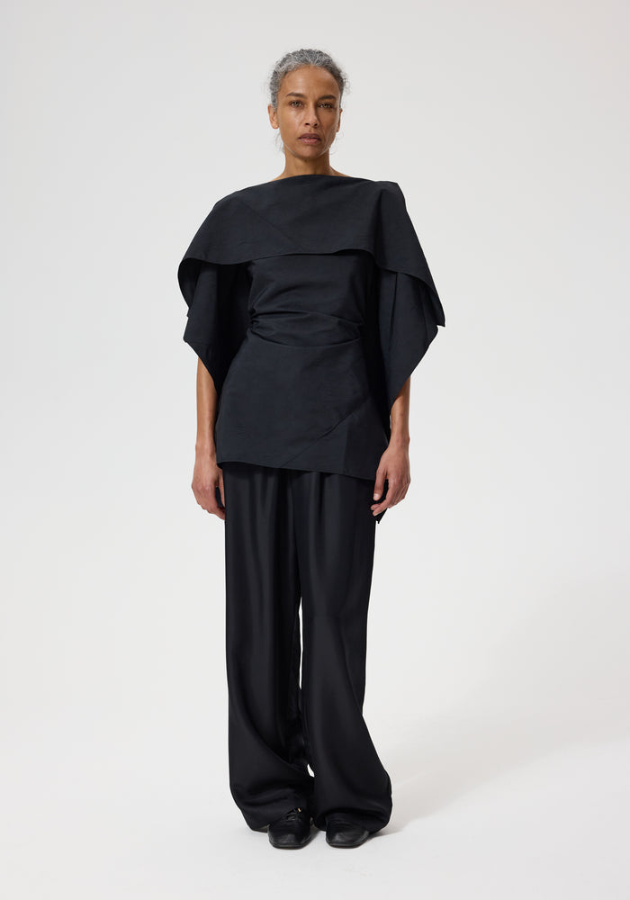 Oranda no Kazaguruma top | black