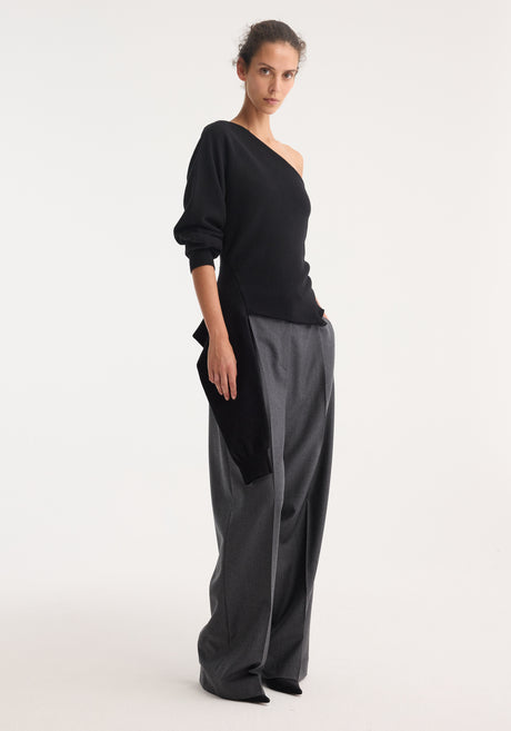 Off shoulder single sleeve top | black