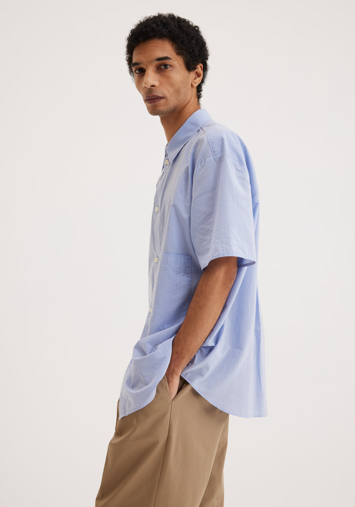 Raw edge short sleeve shirt | blue stripe