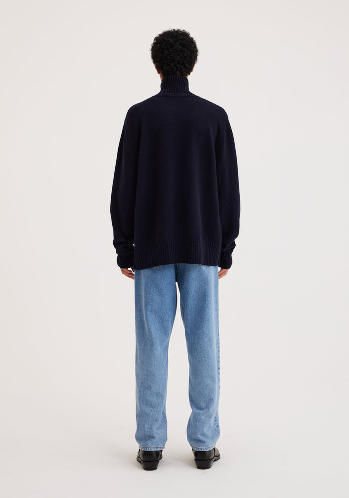 Wool cashmere turtleneck sweater | navy