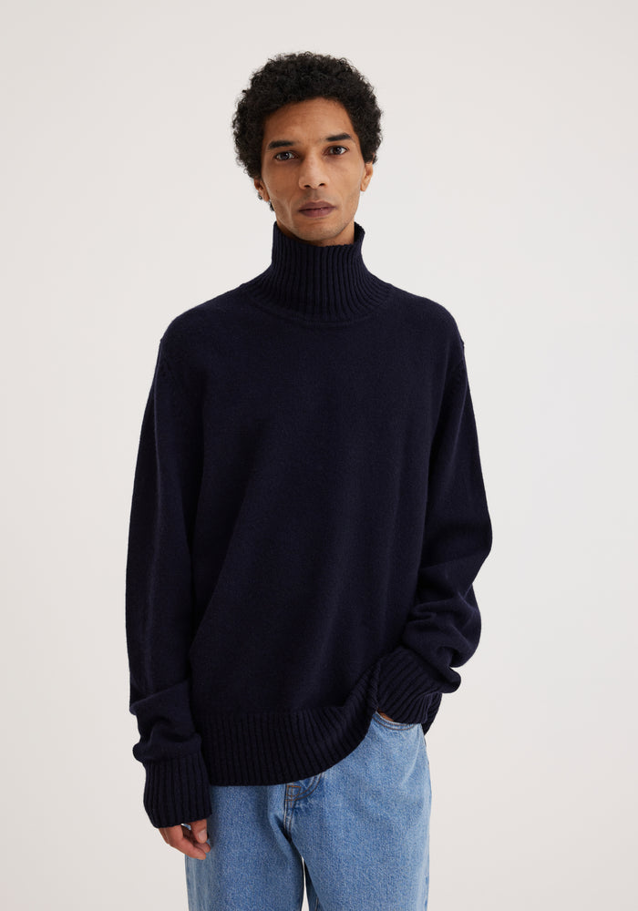 Wool cashmere turtleneck sweater | navy