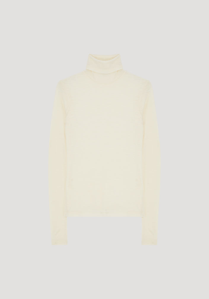 Fine merino turtleneck | off-white