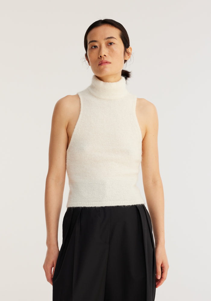 Open back knitted top | off-white