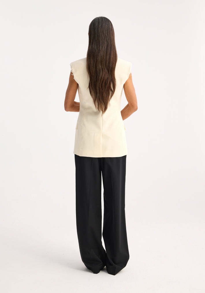 Sleeveless blazer | off-white