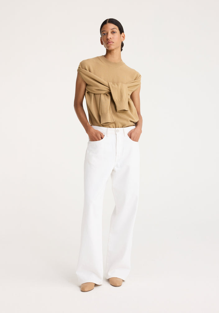 Crew neck with open armhole | camel
