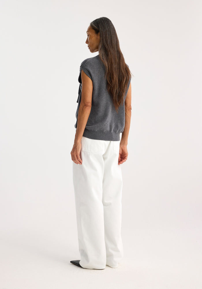 Crew neck with open armhole | mid grey melange